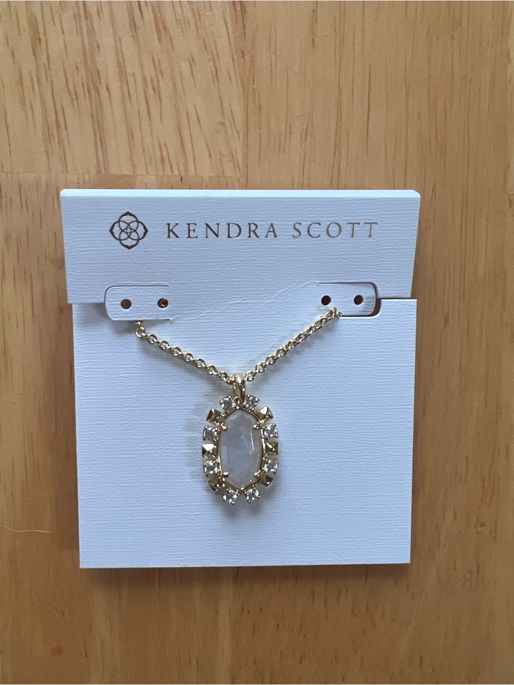 Kendra Scott Gold Pendant Necklace with White Oval Stone